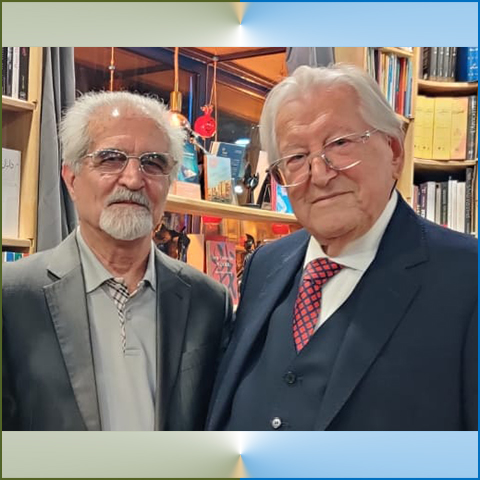 مراجعه به سایت ناکجا = Vers le site naakojaketab.com